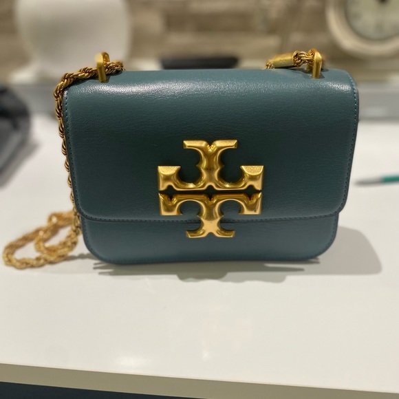 Great condition, almost new. - Picture 1 of 3